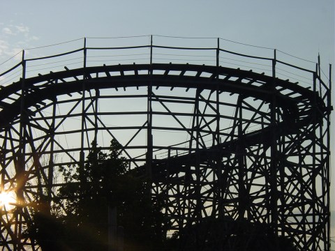 Everyone In Tennessee Should See What’s Inside The Gates Of This Abandoned Theme Park