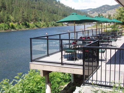 The Idaho Steakhouse In The Middle Of Nowhere That’s One Of The Best On Earth