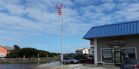 The Unassuming North Carolina Restaurant That Serves The Best Seafood You've Ever Tried