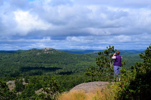 The Mountain Hike In Michigan That Leads To A Breathtaking View