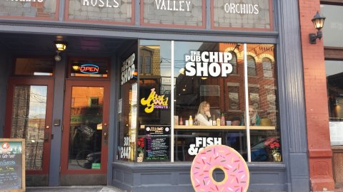 This Classic Fish And Chips Joint Is So Perfectly Pittsburgh