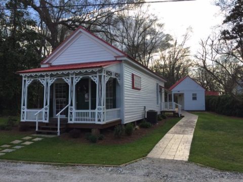 Everyone In Georgia Should See What’s Inside This Once Abandoned 20th Century Apothecary