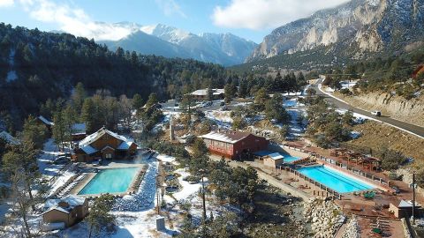 8 Epic Hot Springs Around Denver You Must Visit This Winter