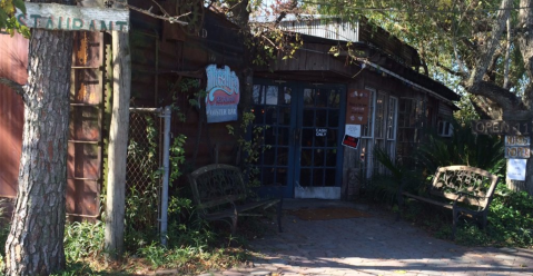 An Unassuming Texas Restaurant, Gilhooley's Serves Some Of The Best Seafood You've Ever Tried