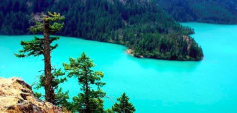 This Hidden Sapphire Lake Is One Of The Most Beautiful In The Whole Wide World