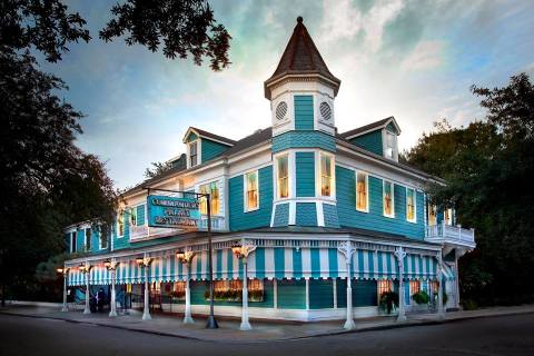 These 9 Historic New Orleans Restaurants Are Over 100 Years Old