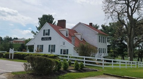 The Whimsical Tea Room In Maryland That’s Like Something From A Storybook