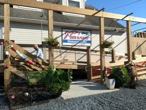 This Secluded Waterfront Restaurant In Delaware Is One Of The Most Magical Places You’ll Ever Eat