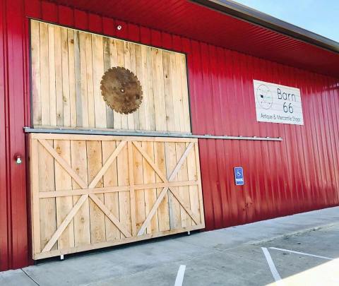 Everyone In Oklahoma Should Visit This Amazing Antique Barn At Least Once