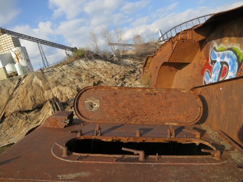 Most People Don’t Know About These Strange Ruins Hiding In Missouri