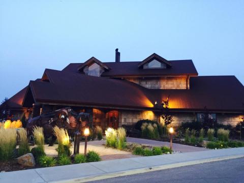 This Rustic Steakhouse In South Dakota Is A Carnivore’s Dream Come True