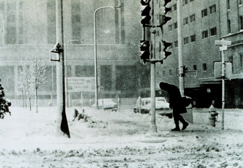 In 1904, Chicago Plunged Into An Arctic Freeze That Makes This Year's Winter Look Downright Mild