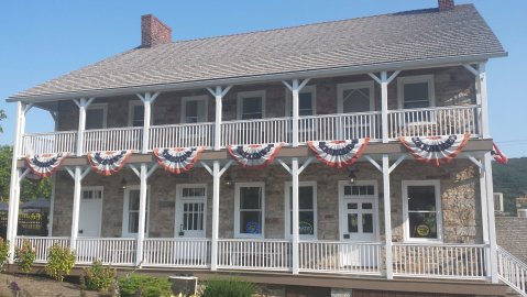 The Oldest Bar Near Pittsburgh Has A Fascinating History