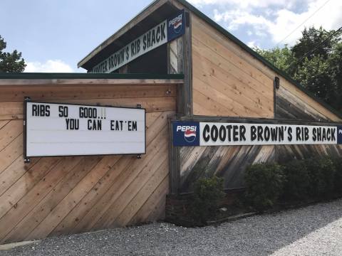 This Unassuming Smokehouse In Alabama Serves Up The Most Amazing Ribs You've Ever Tried