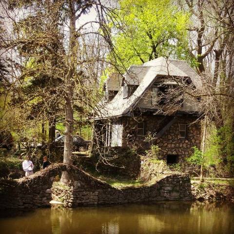 The Hidden Castle Near Buffalo That Almost No One Knows About