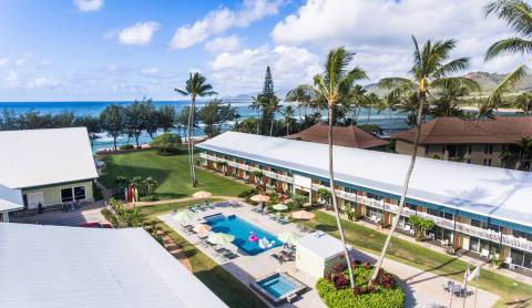 The Quirky Motel In Hawaii You Never Knew You Needed To Stay At