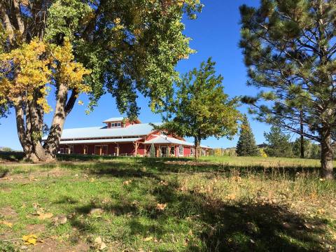 This Riverside Winery Near Denver Is Located In The Most Unforgettable Setting