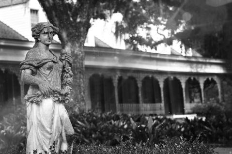 This Louisiana Plantation Is Among The Most Haunted Places In The Nation