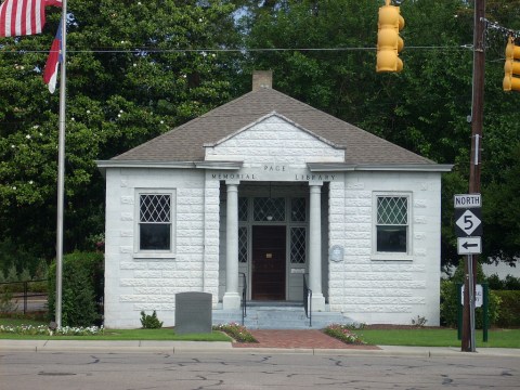 11 Time Capsules Buried Around North Carolina You Probably Didn't Know About