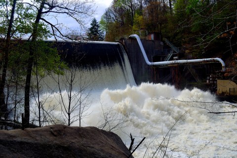 This One Easy Hike Near Cleveland Will Lead You Someplace Unforgettable