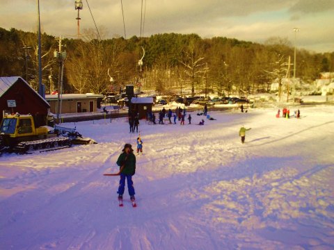 This Winter Park In Vermont Has Old School Fun For Everyone