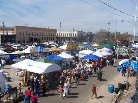 This 3-Day Festival Near New Orleans Is Every Antique Lover's Dream