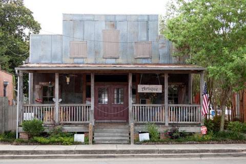 Breaux Bridge Has The Best Antique Shopping In Louisiana