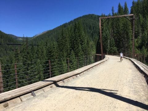 This Amazing Trail In Montana Takes You Through An Abandoned Train Tunnel