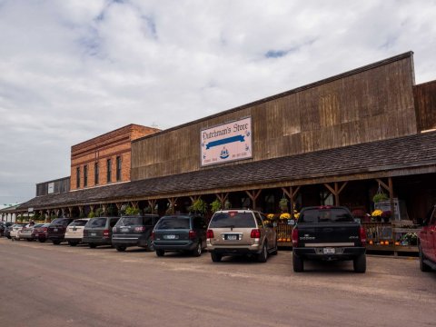 The Iowa Store That’s In The Middle Of Nowhere But So Worth The Journey