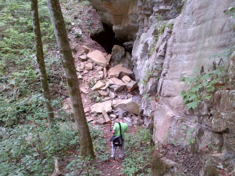 The One Georgia Cave That’s Filled With Ancient Mysteries