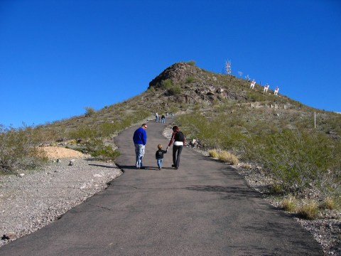 7 Totally Kid-Friendly Hikes In Arizona That Are 1 Mile And Under