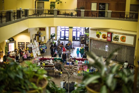 A Trip To This Gigantic Indoor Farmers Market In Wisconsin Will Make Your Weekend Complete