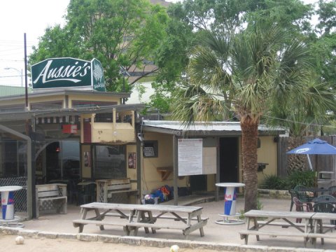 The Beach-Themed Restaurant In Austin Where It Feels Like Summer All Year Long