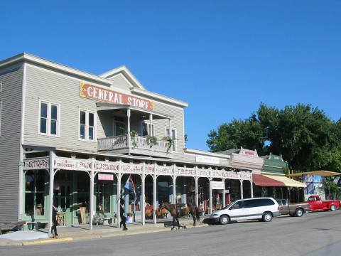 The Kansas Store That’s In The Middle Of Nowhere But So Worth The Journey