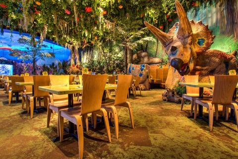 This Dinosaur-Themed Restaurant In Florida Is An Adventure Your Whole Family Will Love