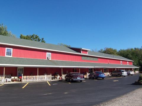 Everyone In Michigan Should Visit This Amazing Antique Barn At Least Once