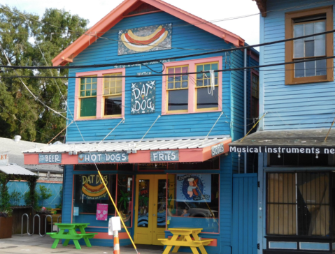 Your Taste Buds Will Go Crazy For The Hot Dogs At This One Restaurant In New Orleans