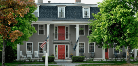 The Oldest Bar In New Hampshire Has A Fascinating History