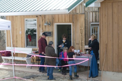 The Maple Syrup Farm In West Virginia That's Perfect For A Day Trip