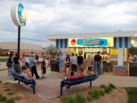 The Good Old Fashioned Frozen Custard Shop Near Detroit That Will Take You Back In Time