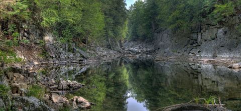 5 Little Known Canyons That Will Show You A Side Of Massachusetts You’ve Never Seen Before