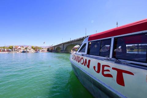 The Jet Boat Tour In Nevada With Mesmerizing Views You'll Never Forget