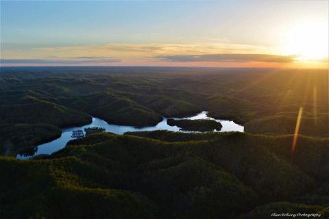 The Hidden Mountain Lake In Kentucky That's So Worth Finding