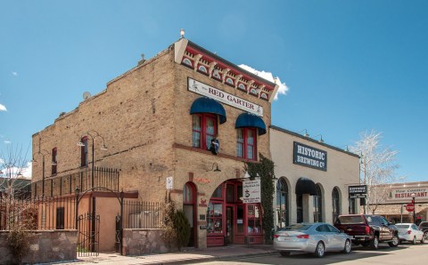 Here Are 7 Haunted Places On Arizona’s Route 66 That Will Spook You Into Oblivion