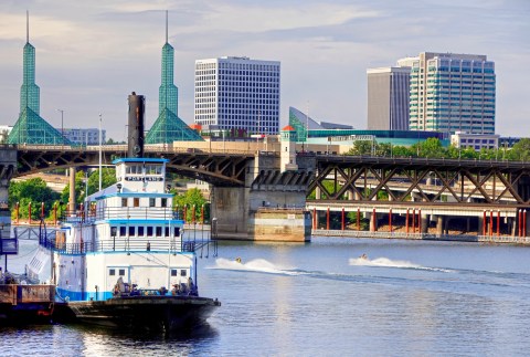 Visit This Floating Museum In Oregon For A One-Of-A-Kind Experience