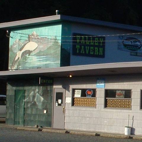 This Small Town Washington Pub Has Some Of The Best Burgers In The West