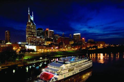 These 7 Boat Adventures Will Show You A Side Of Tennessee You Didn’t Even Know Existed