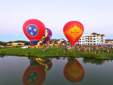 Spend The Day At This Hot Air Balloon Festival In Tennessee For A Uniquely Colorful Experience