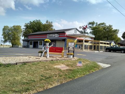 This Arcade Pizza Parlor Along Route 66 In Illinois Is Insanely Fun