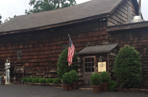 The Burger Barn In New Jersey That's So Worthy Of A Food Coma